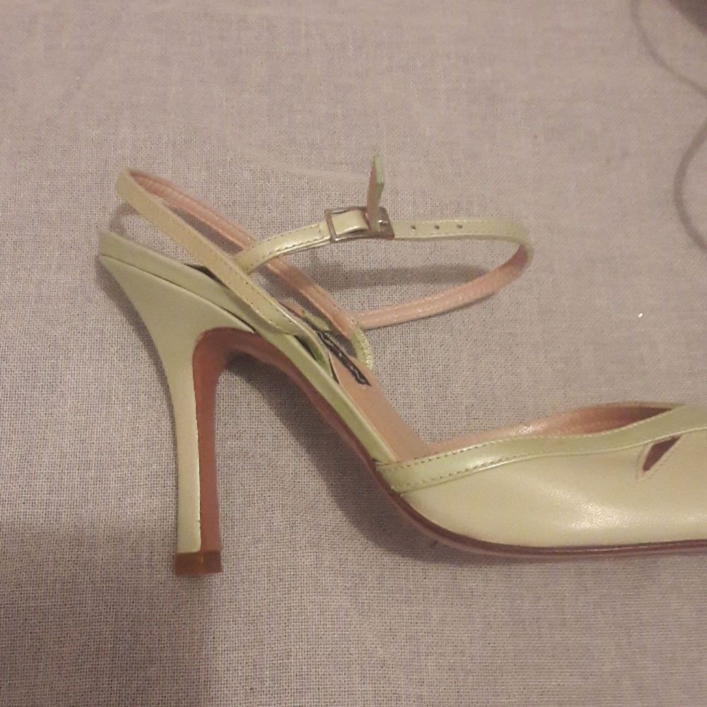 Albert Nipon Heels - image 6